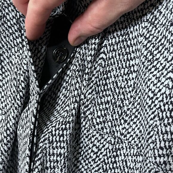 Welcome to my closet. - Picture 5 of 13